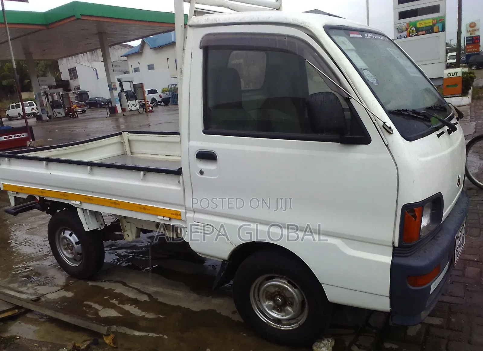 Mitsubishi Mini Truck