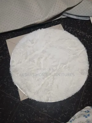 Beige Round Fluffy Shaggy Rug - Thick Soft Bedside / Center Rug
