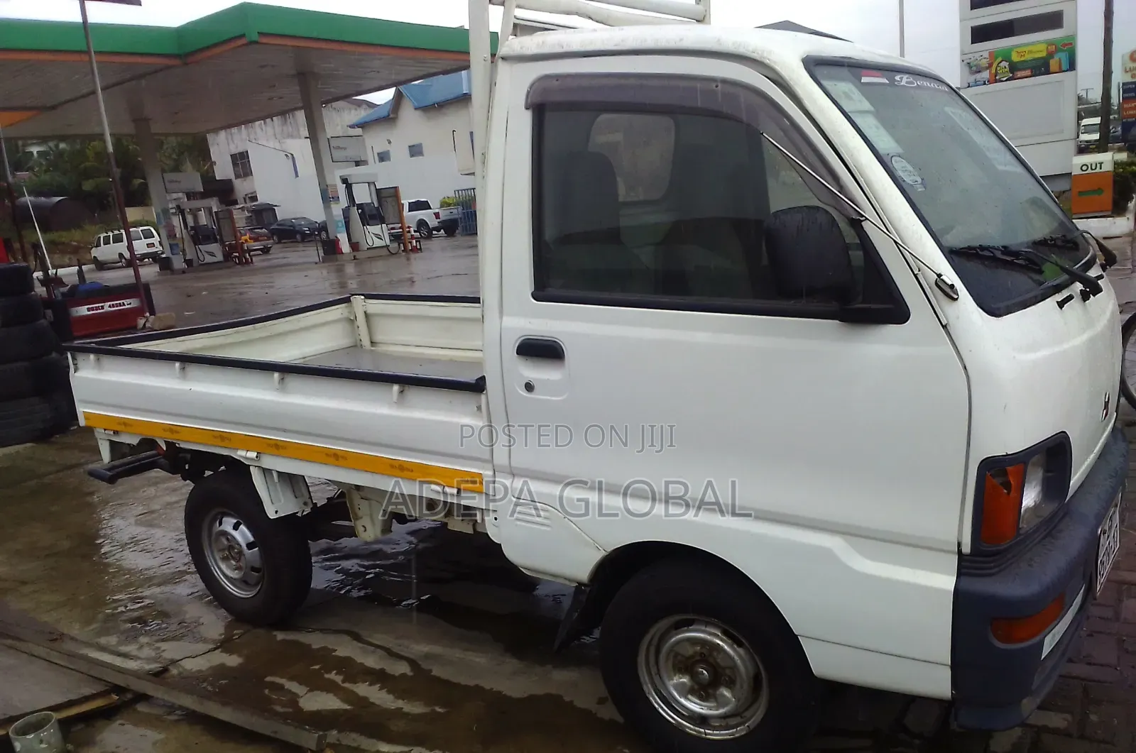Mitsubishi Mini Truck