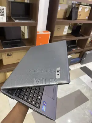 Laptop Acer Aspire 5749 4GB Intel Core i3 SSD 500GB