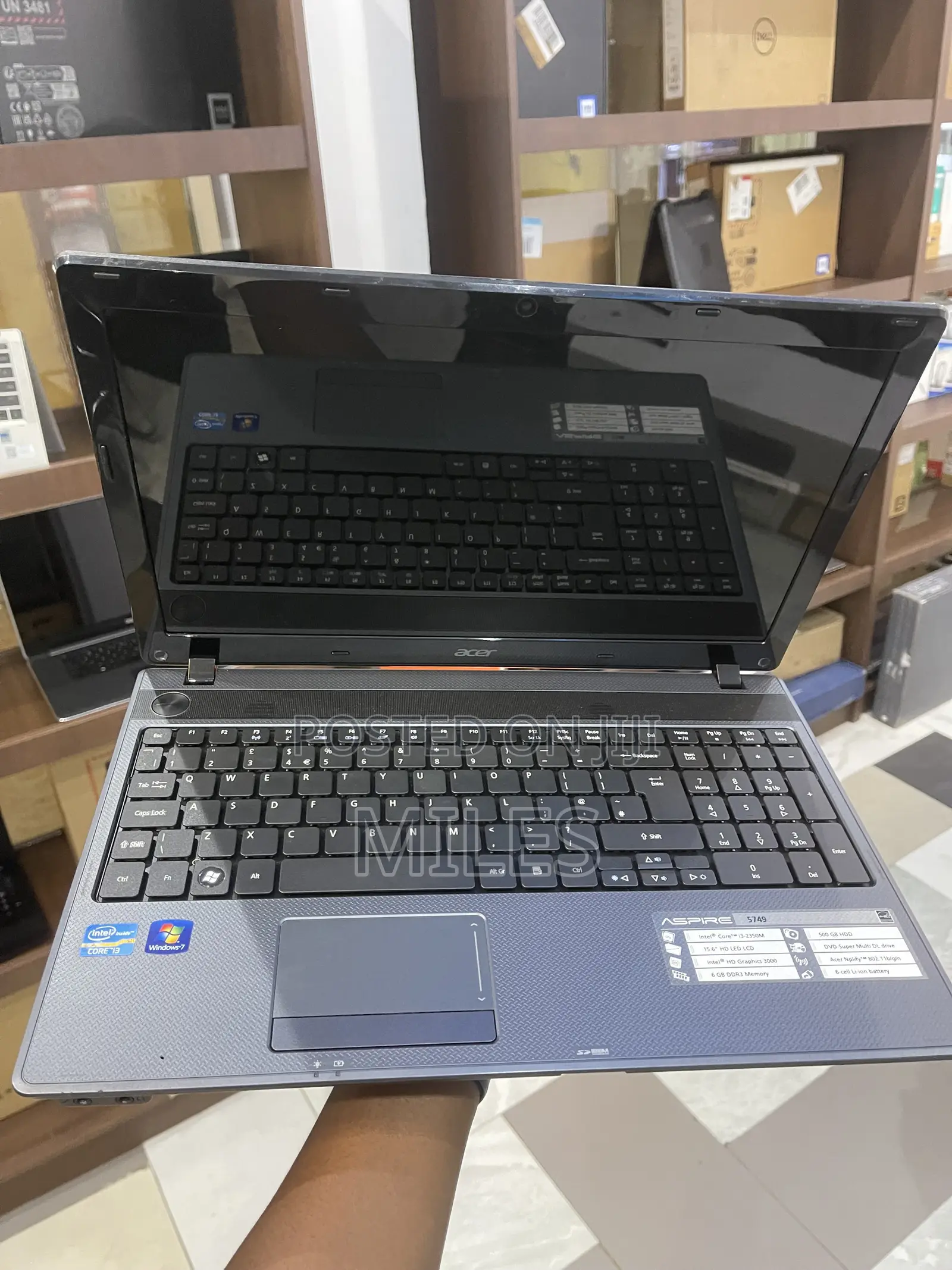 Laptop Acer Aspire 5749 4GB Intel Core i3 SSD 500GB