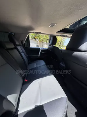 Toyota 4-Runner SR5 Premium 2021 White