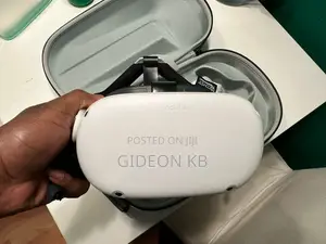 Meta Quest 2 128GB - Advanced All-in-One Virtual Reality Headset