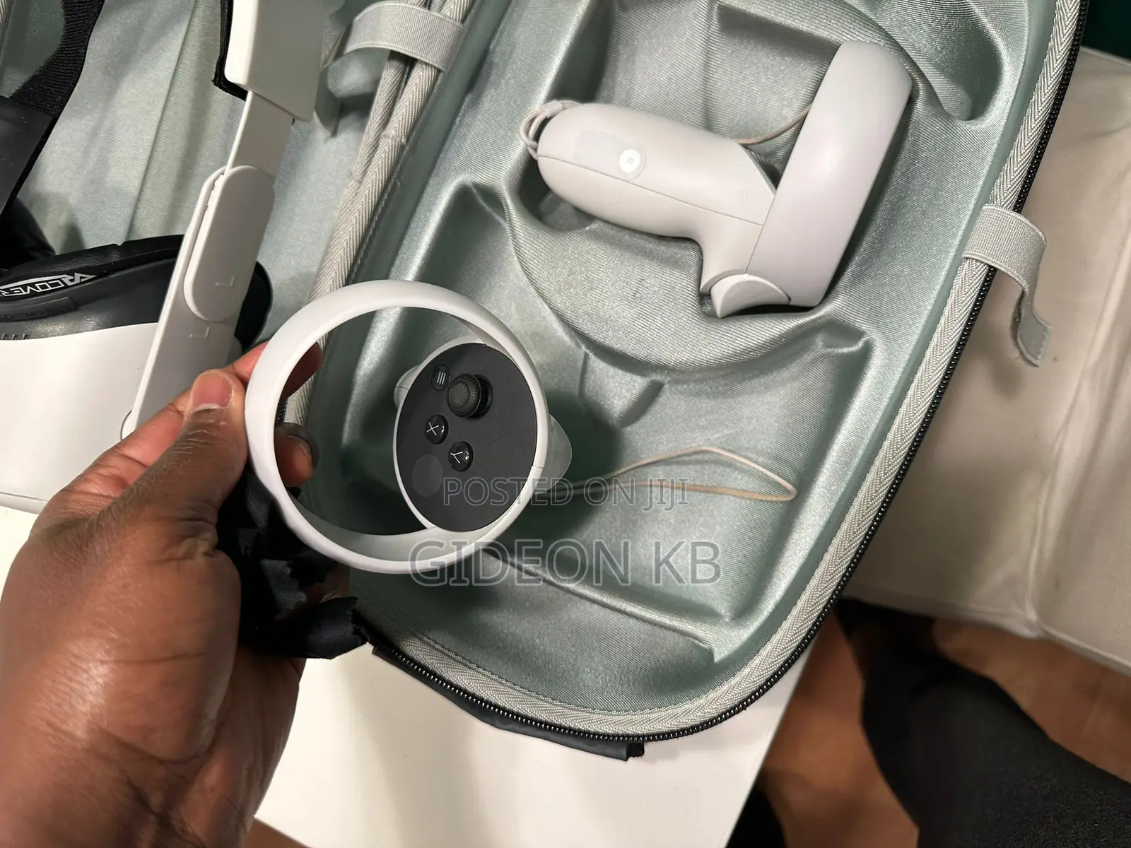 Meta Quest 2 128GB - Advanced All-in-One Virtual Reality Headset