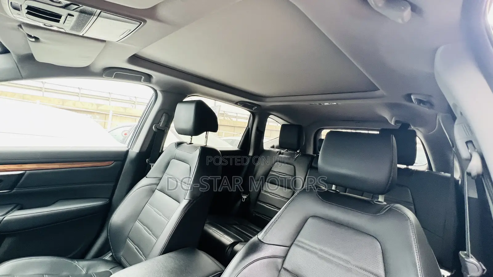 Honda CR-V Touring AWD 2019 Gray