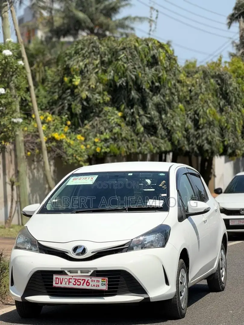 Toyota Vitz 1.0 FWD 3dr 2015 White