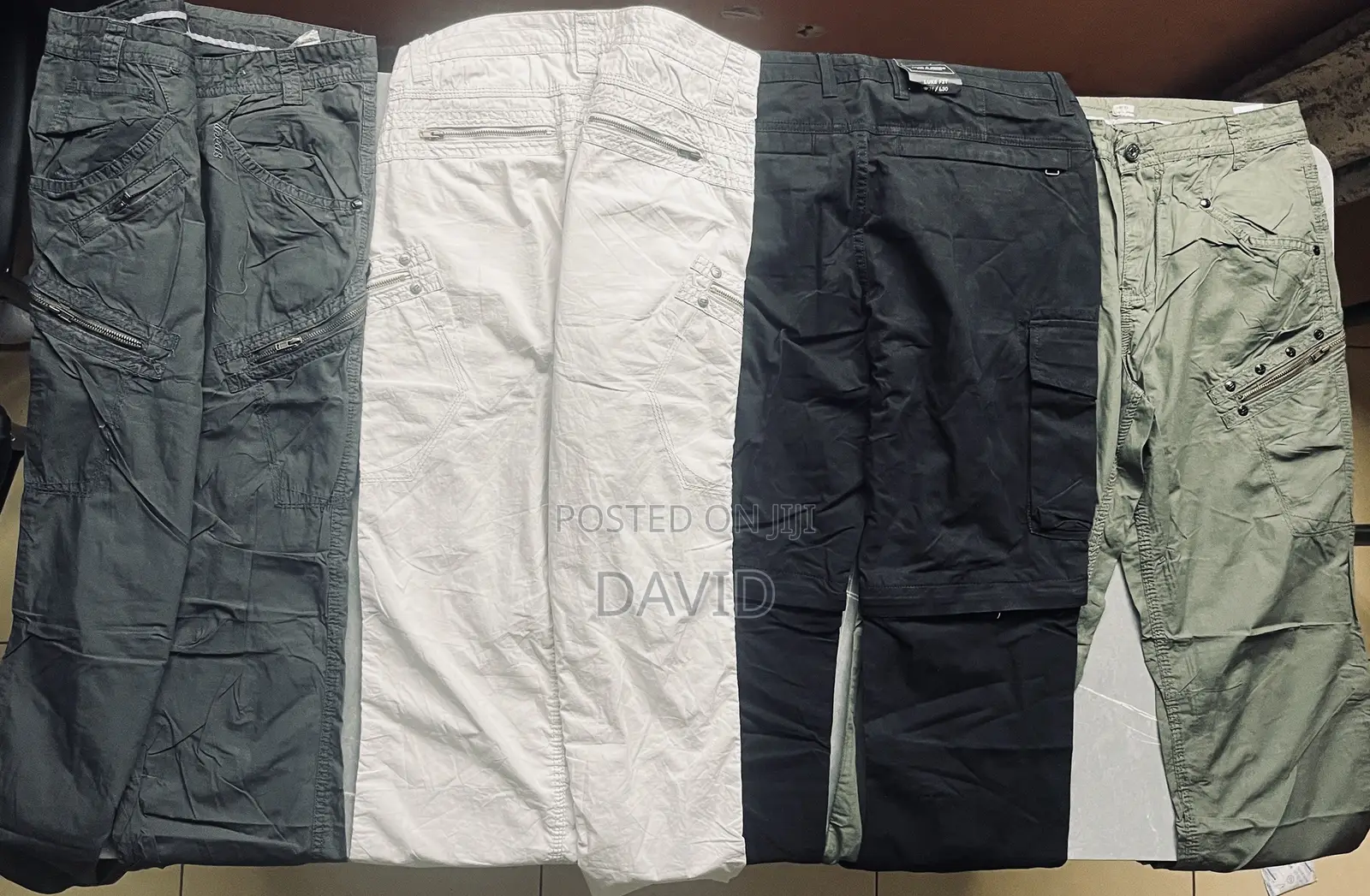 Clothes Side Poket Comes With Different Colors