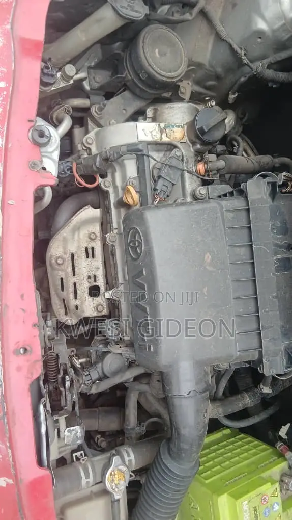 Toyota Vitz 2010