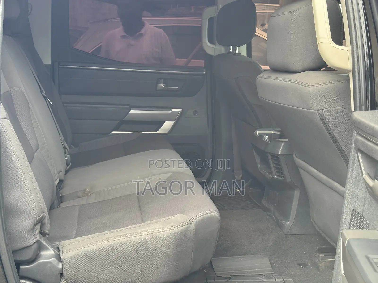Toyota Tundra SR5 2022 Black