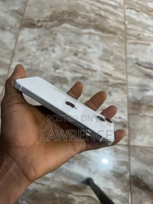 Apple iPhone 13 128 GB White