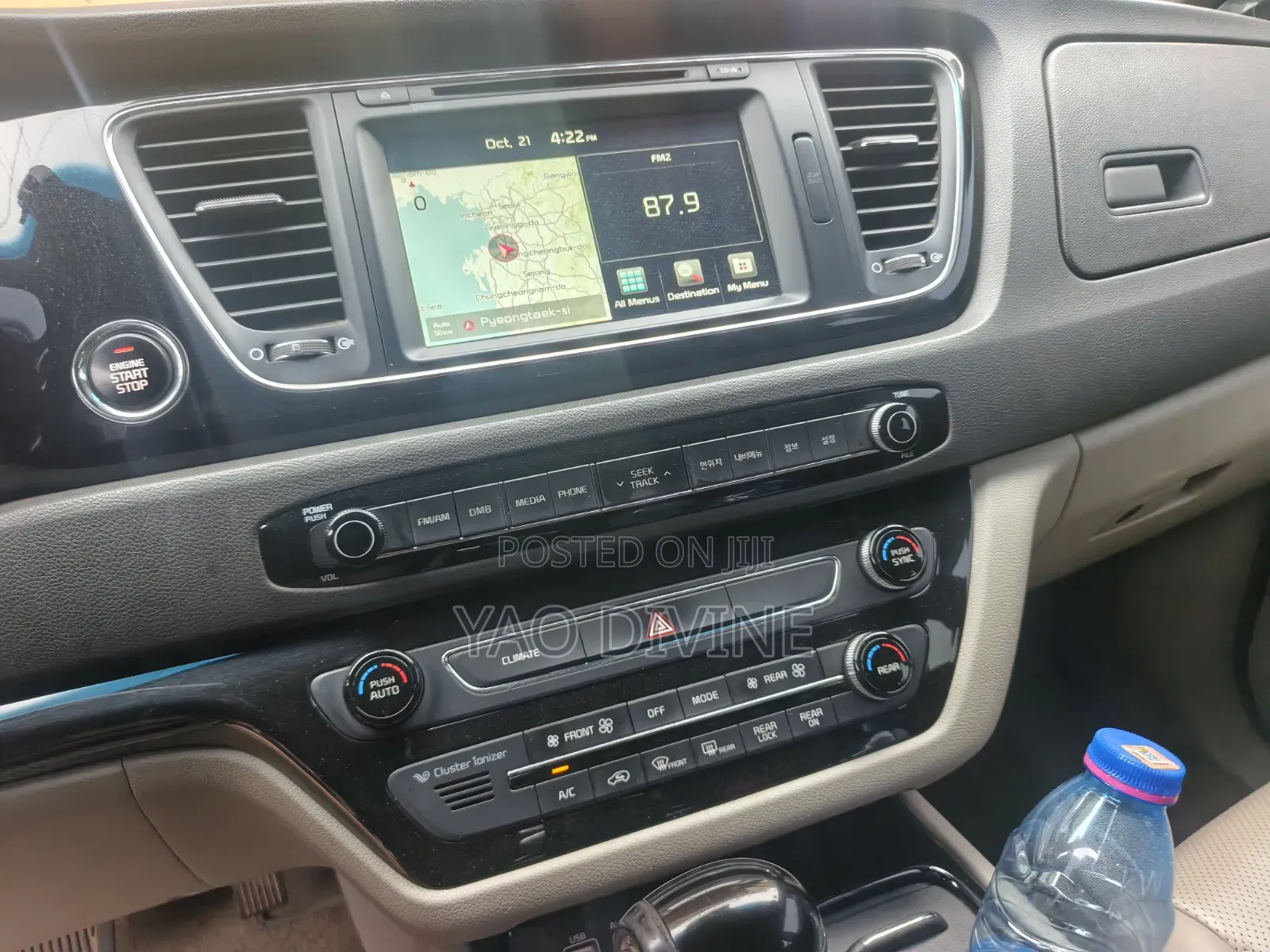 Kia Carnival 2016 Silver