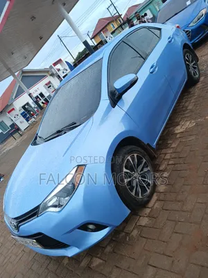 Toyota Corolla LE Premium 4dr Sedan (1.8L 4cyl CVT) 2015 Blue