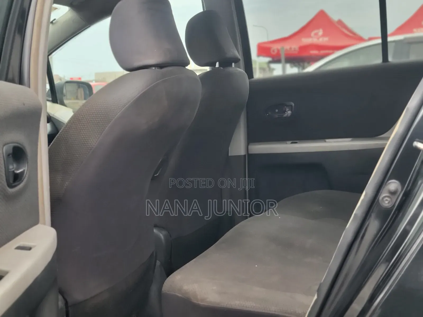 Toyota Vitz 2010 Black