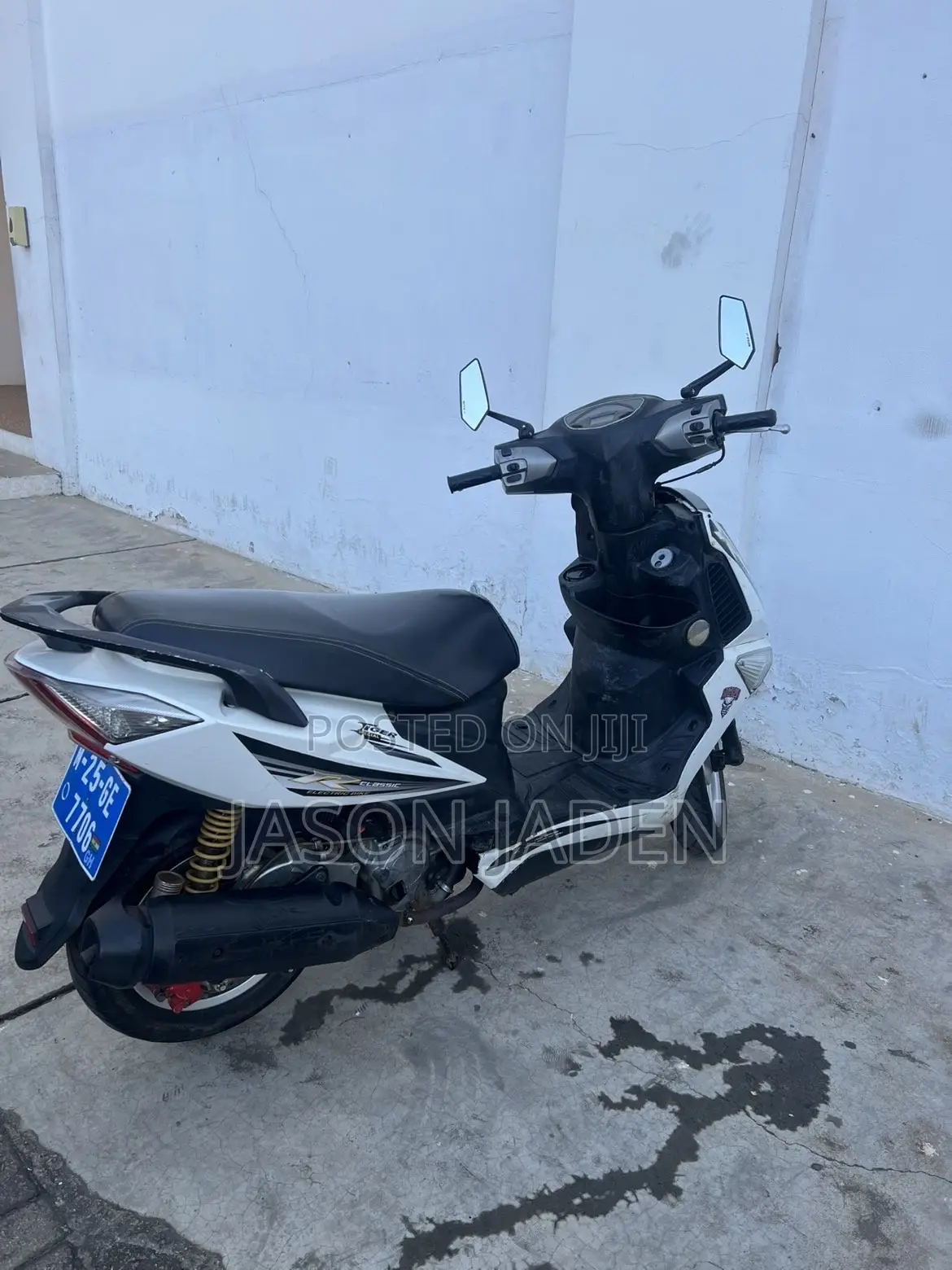 Piaggio Scooter 2014 White