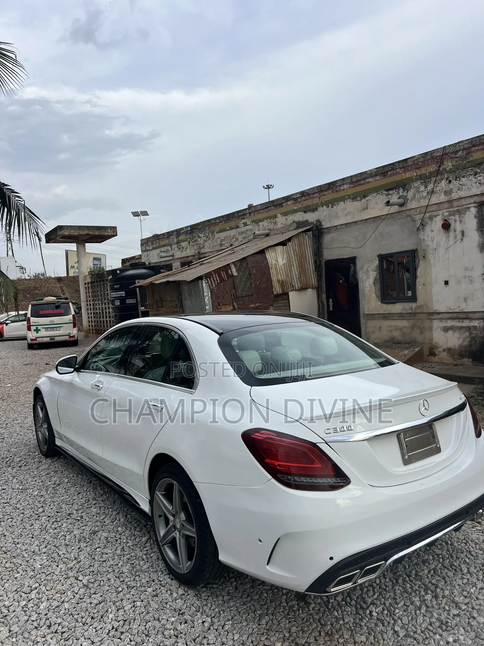 Mercedes-Benz C300 2016 White