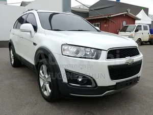 Chevrolet Captiva 2014 White