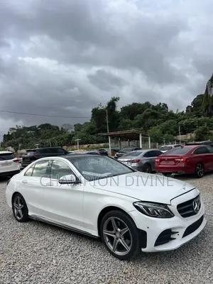 Mercedes-Benz C300 2016 White