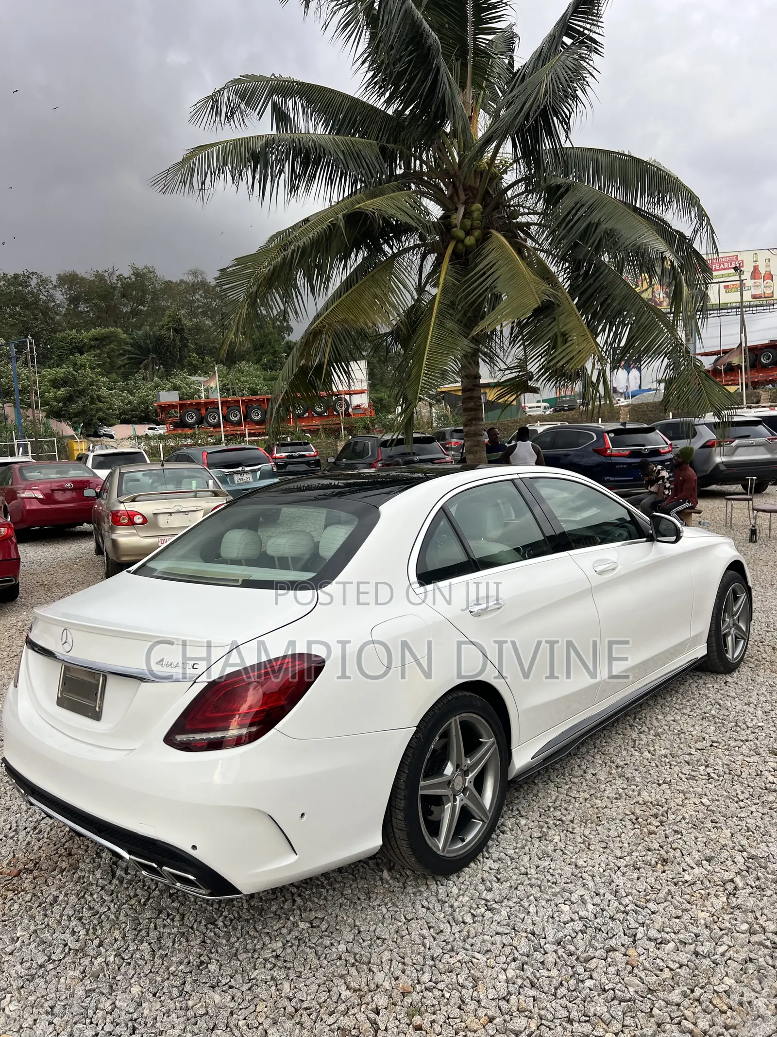 Mercedes-Benz C300 2016 White