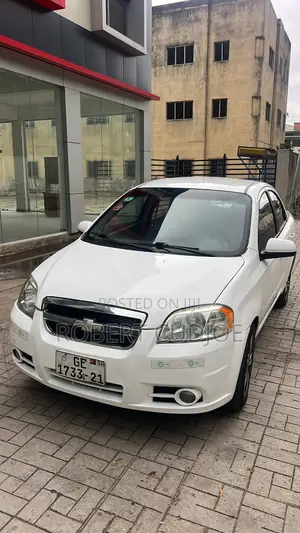 Chevrolet Aveo 2011 White