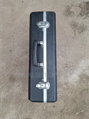 Custom Classic Hard Shell Executive Briefcase NO KEY
