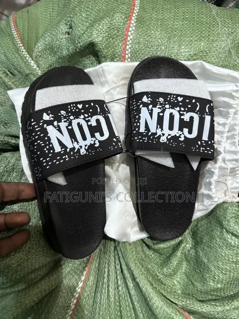Men’s Stylish Slippers