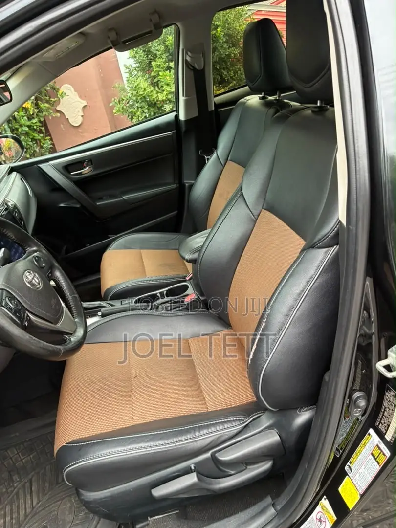 Toyota Corolla 2016 Black