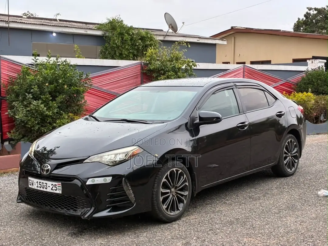 Toyota Corolla 2016 Black