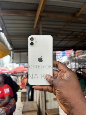 Apple iPhone 11 64 GB White