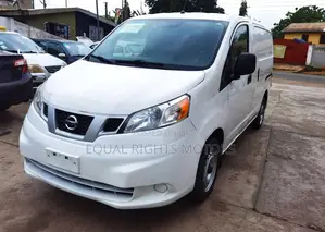 Nissan NV200 2018 White