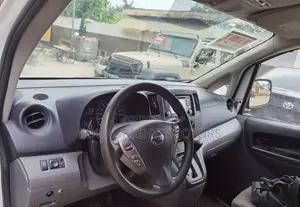 Nissan NV200 2018 White
