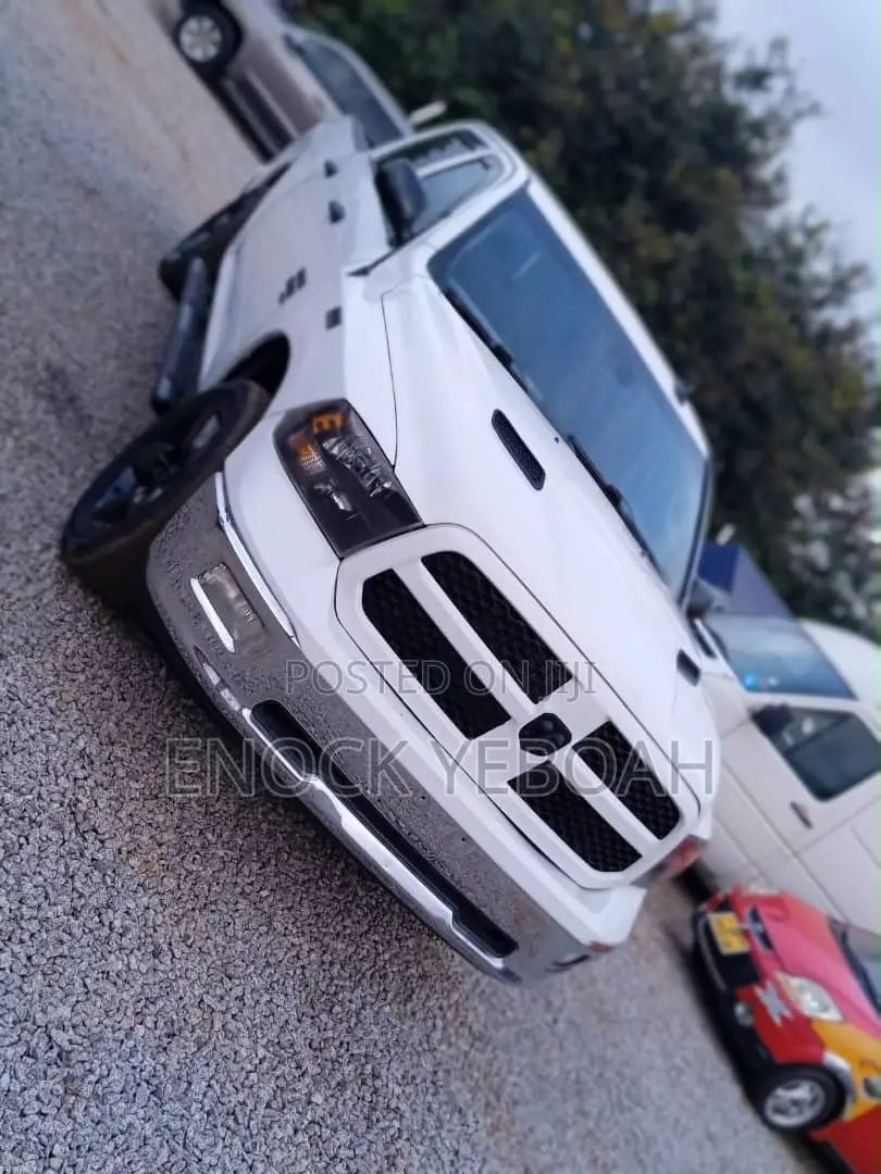 Dodge RAM 1500 5.7 Petrol AWD 2019 White