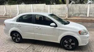 Chevrolet Aveo 2011 White