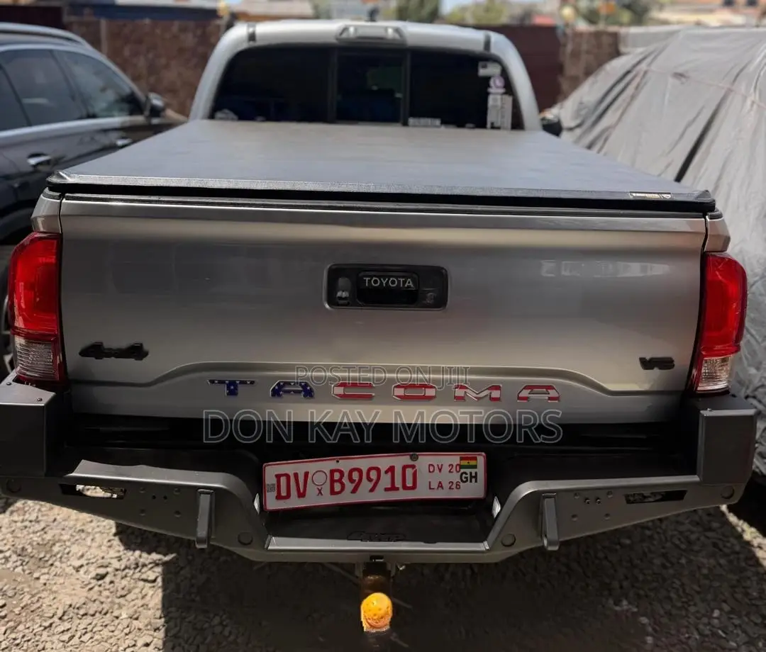 Toyota Tacoma TRD Off Road 2021 Silver