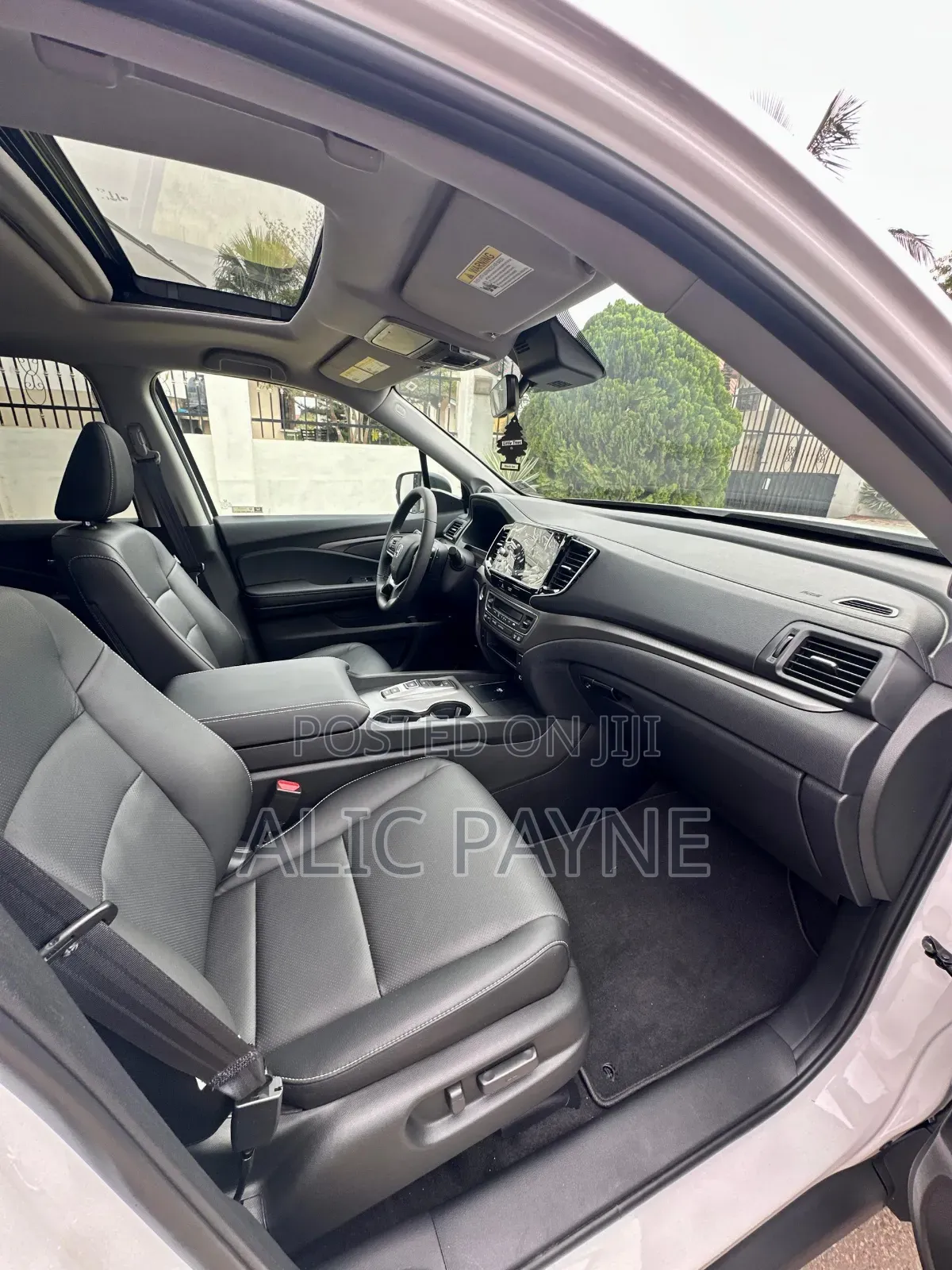 Honda Ridgeline Black Edition Crew Cab AWD SB 2026 White