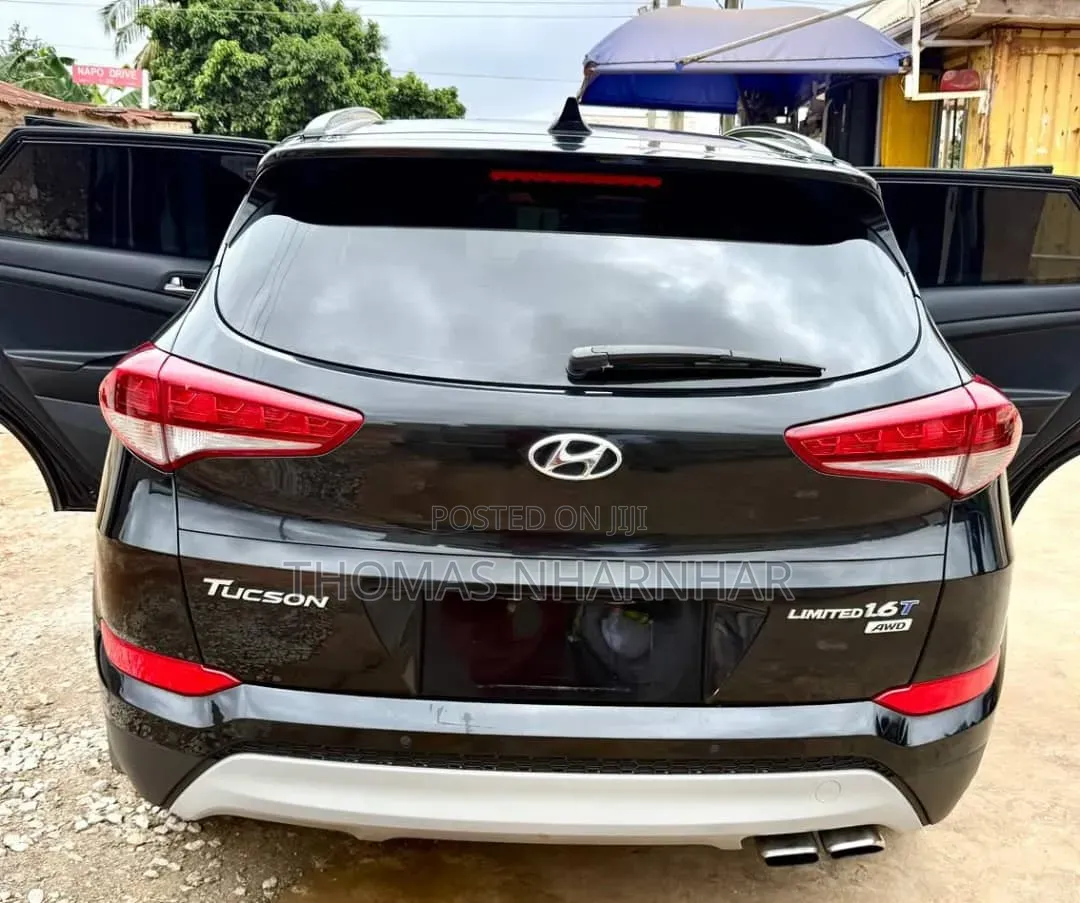 Hyundai Tucson Limited AWD 2017 Black