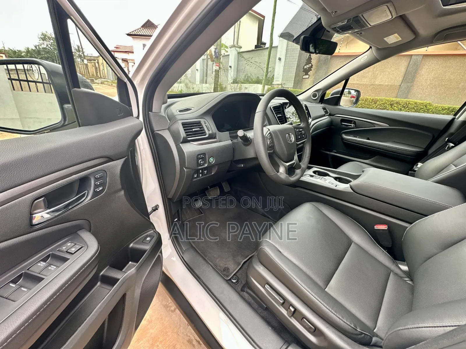 Honda Ridgeline Black Edition Crew Cab AWD SB 2026 White