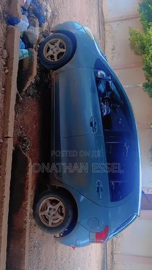 Toyota Vitz 1.3 AWD 3dr 2010 Gray