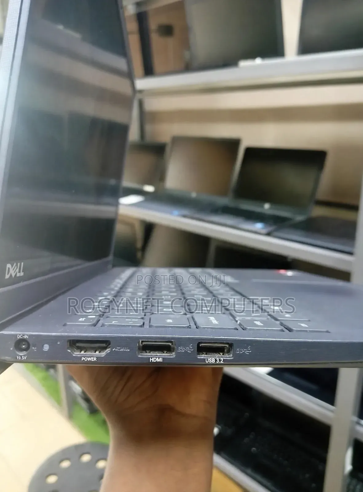 Laptop Dell Vostro 15 3515 8GB AMD Ryzen 5 SSD 256GB