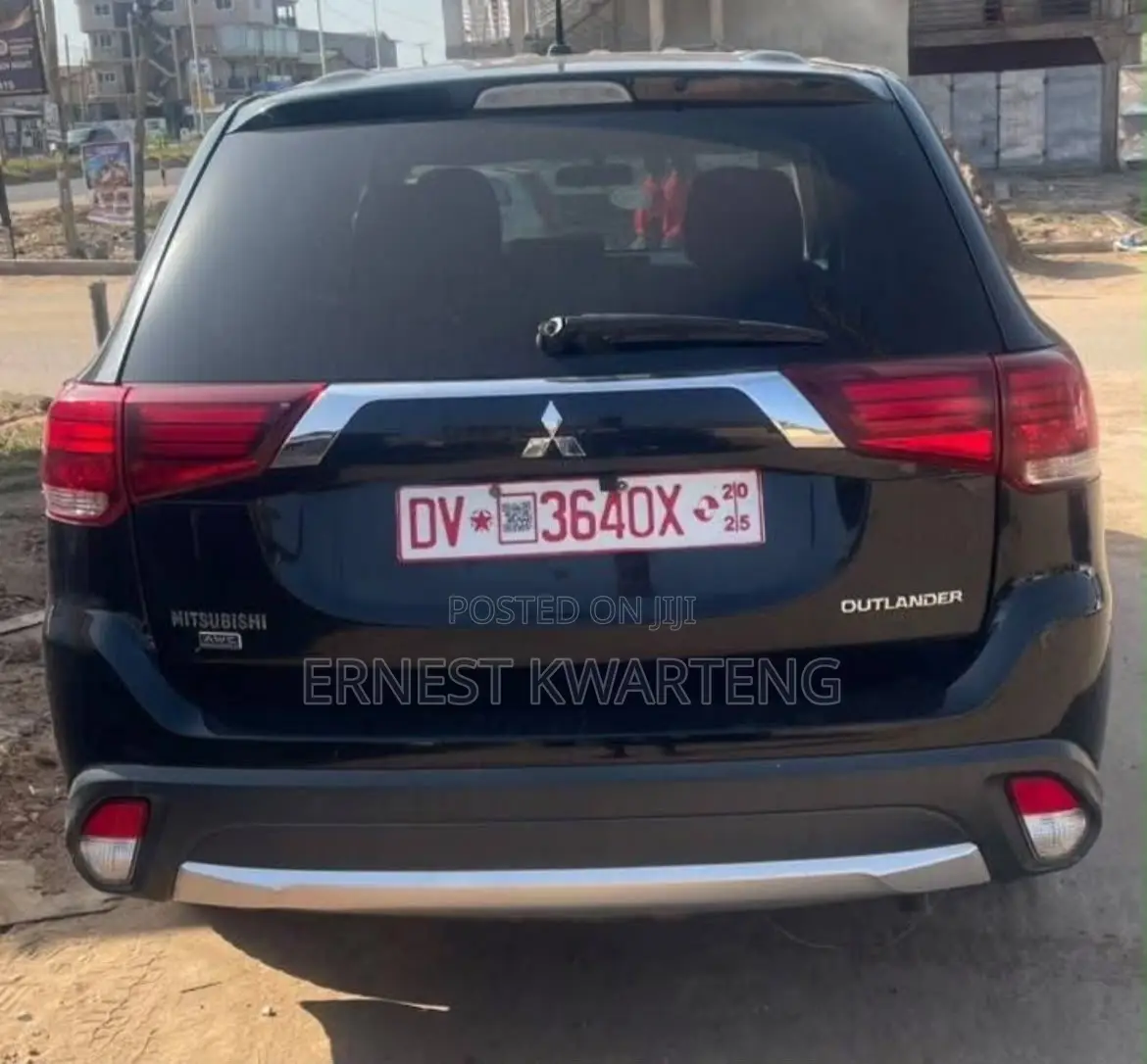Mitsubishi Outlander 2017 Black