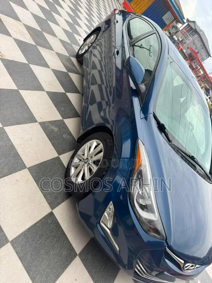 Hyundai Elantra 2016 Blue