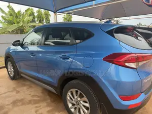 Hyundai Tucson SE AWD 2018 Blue