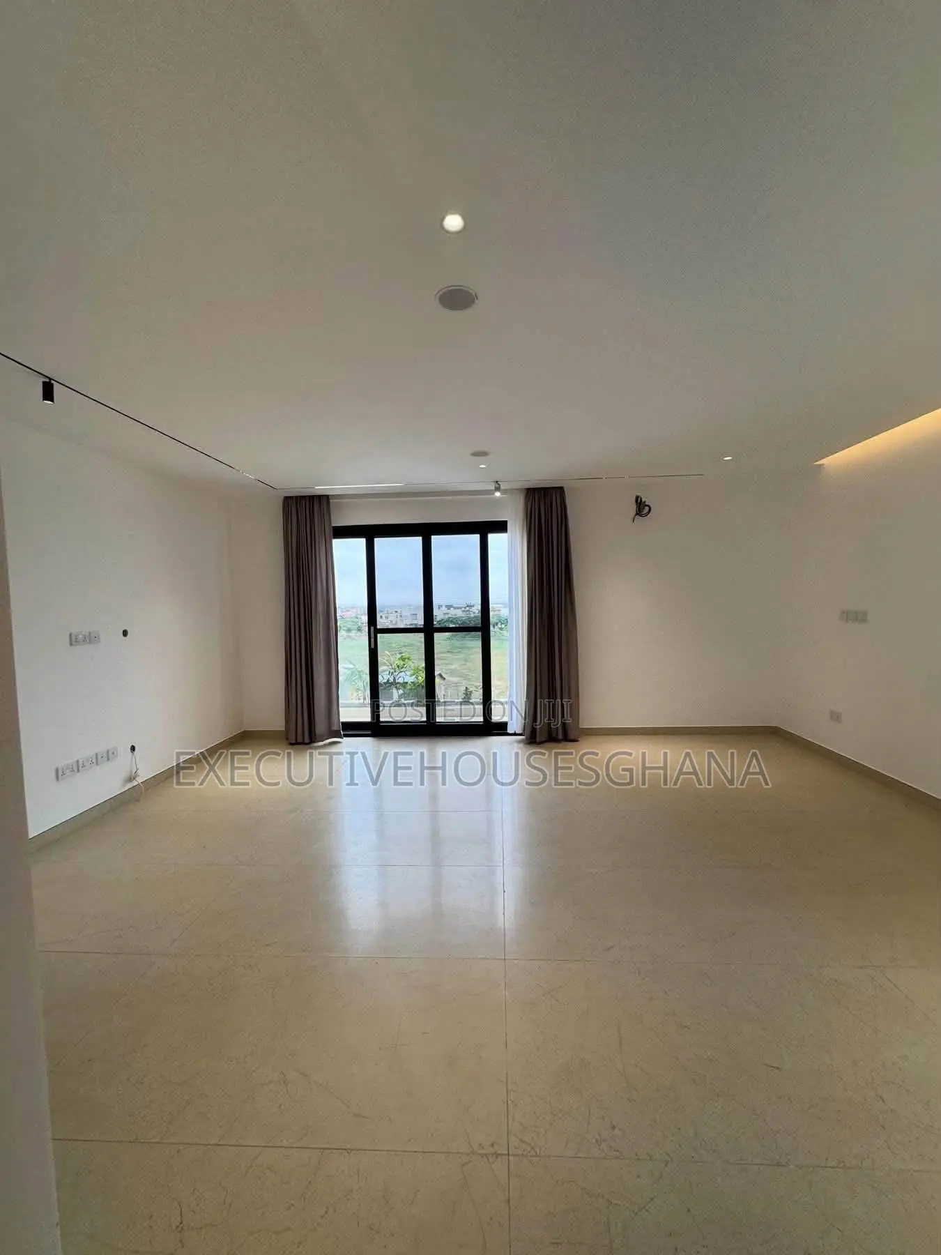 4bdrm House in Executivehousesghana, Tema Metropolitan for sale