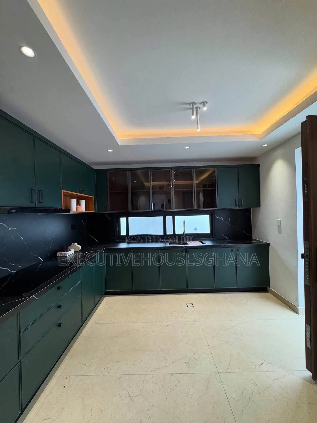 4bdrm House in Executivehousesghana, Tema Metropolitan for sale