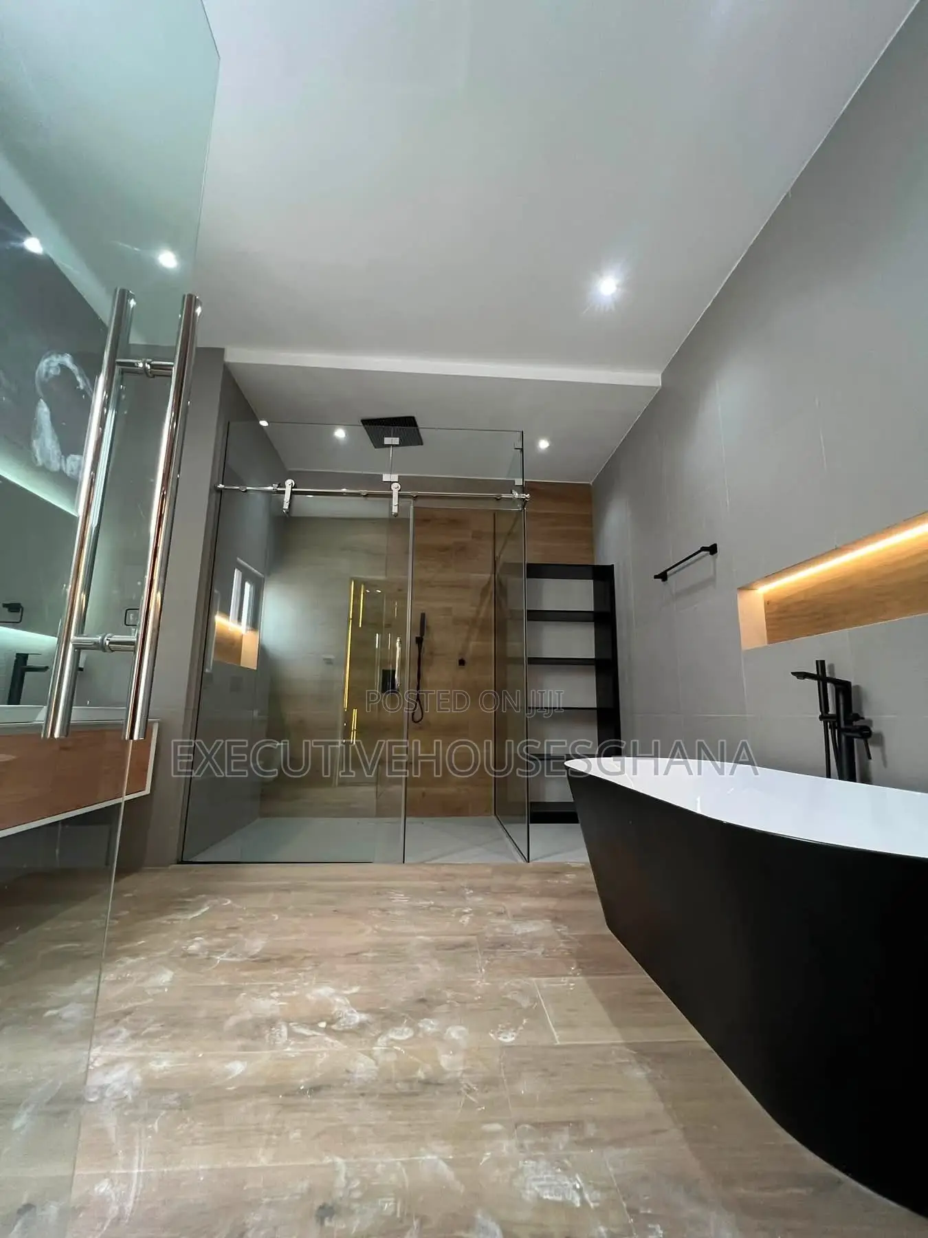 4bdrm House in Executivehousesghana, East Legon for sale