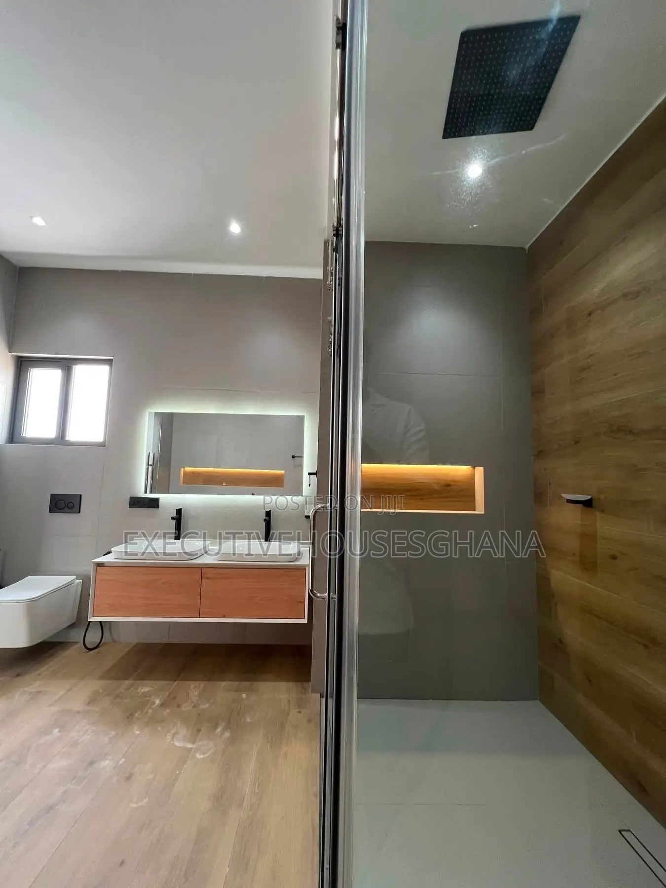 4bdrm House in Executivehousesghana, East Legon for sale