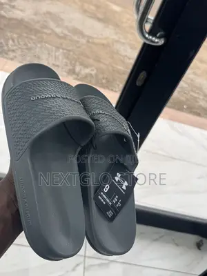 Under Armour ARMR Shower