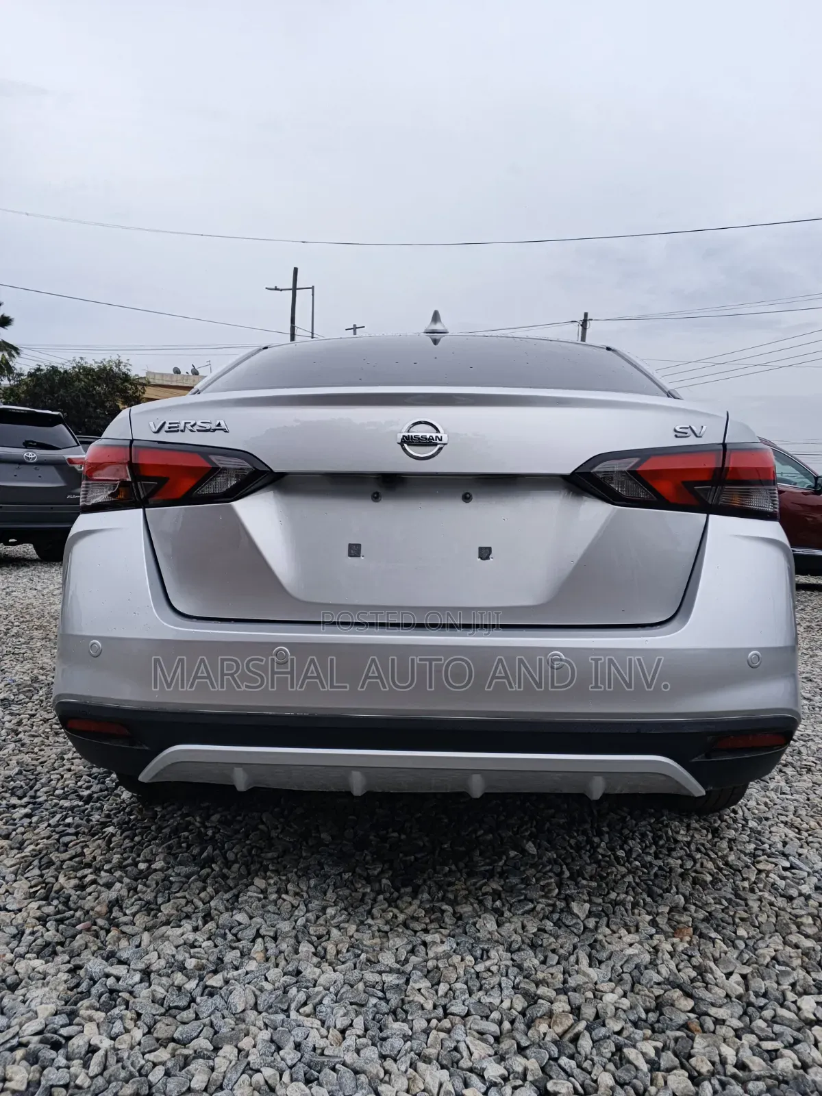 Nissan Versa SV 2022 Silver