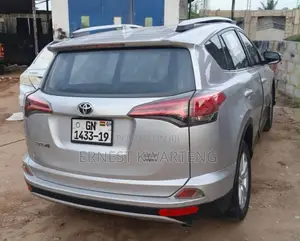 Toyota RAV4 2016 Gray