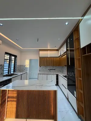 3bdrm Bungalow in Executivehousesghana, Lake Side Estate for sale