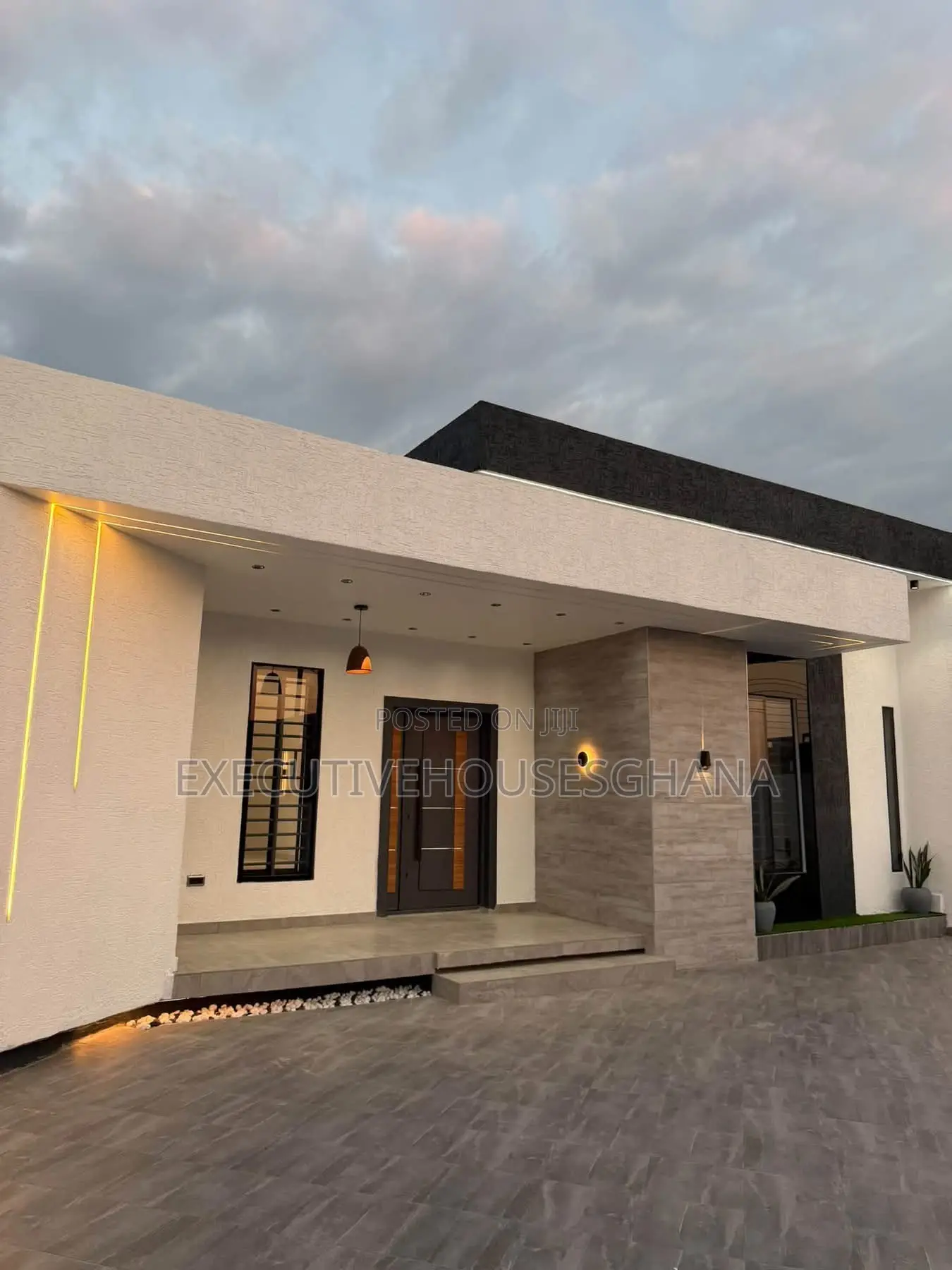 3bdrm Bungalow in Executivehousesghana, Lake Side Estate for sale